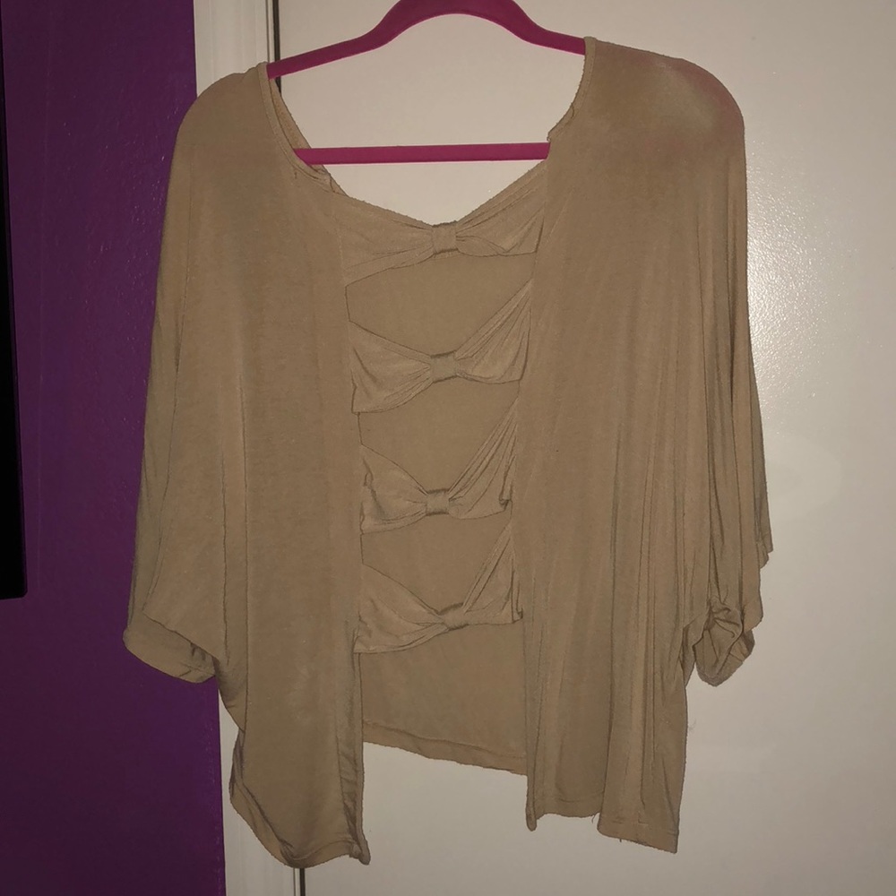 Soft, loose fitting tee (cute back detail!!)